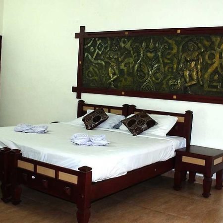 Wayanad Gate Resort มานันทาวดี ภายนอก รูปภาพ