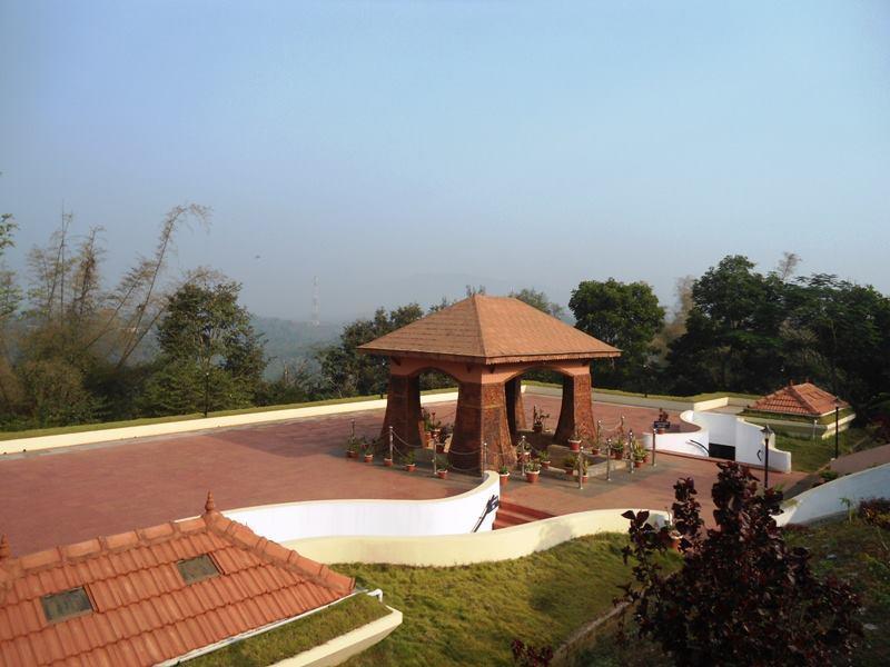 Wayanad Gate Resort มานันทาวดี ภายนอก รูปภาพ
