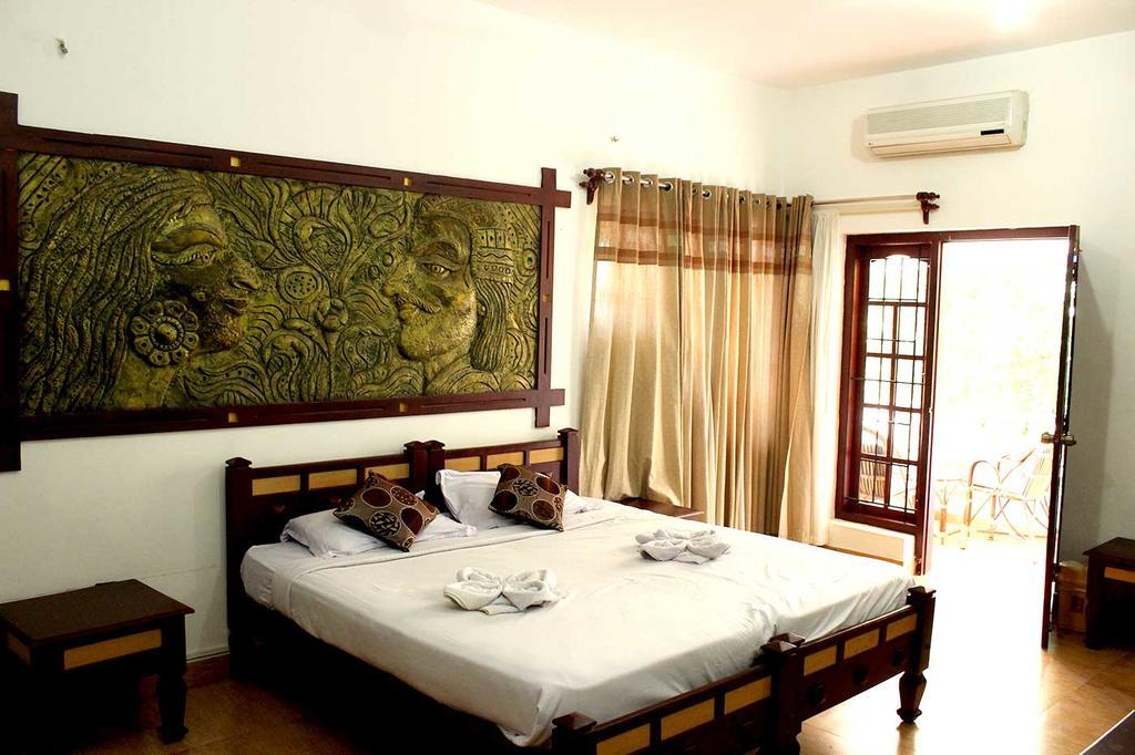 Wayanad Gate Resort มานันทาวดี ภายนอก รูปภาพ